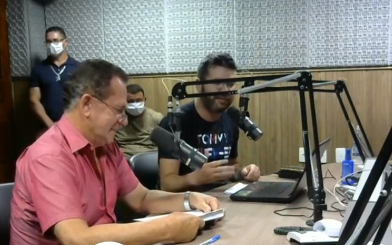 27062020 ze almeida entrevista Easy Resize.com - POÇO DANTAS: Zé Almeida presta entrevista e denuncia que há dois anos município não recebe verbas Federais porque gestão não está no CADIN